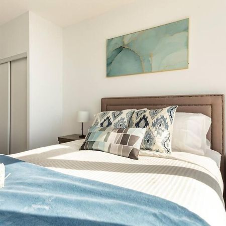 Luxury Downtown Lakeview & City View Condo Toronto Exterior photo