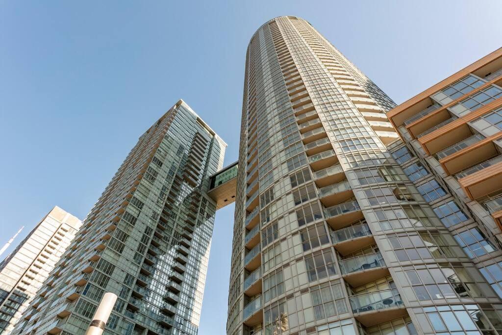Luxury Downtown Lakeview & City View Condo Toronto Exterior photo